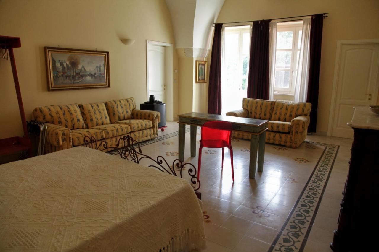 Villa Urso Bed&Breakfast モンテローニ・ディ・レッチェ エクステリア 写真