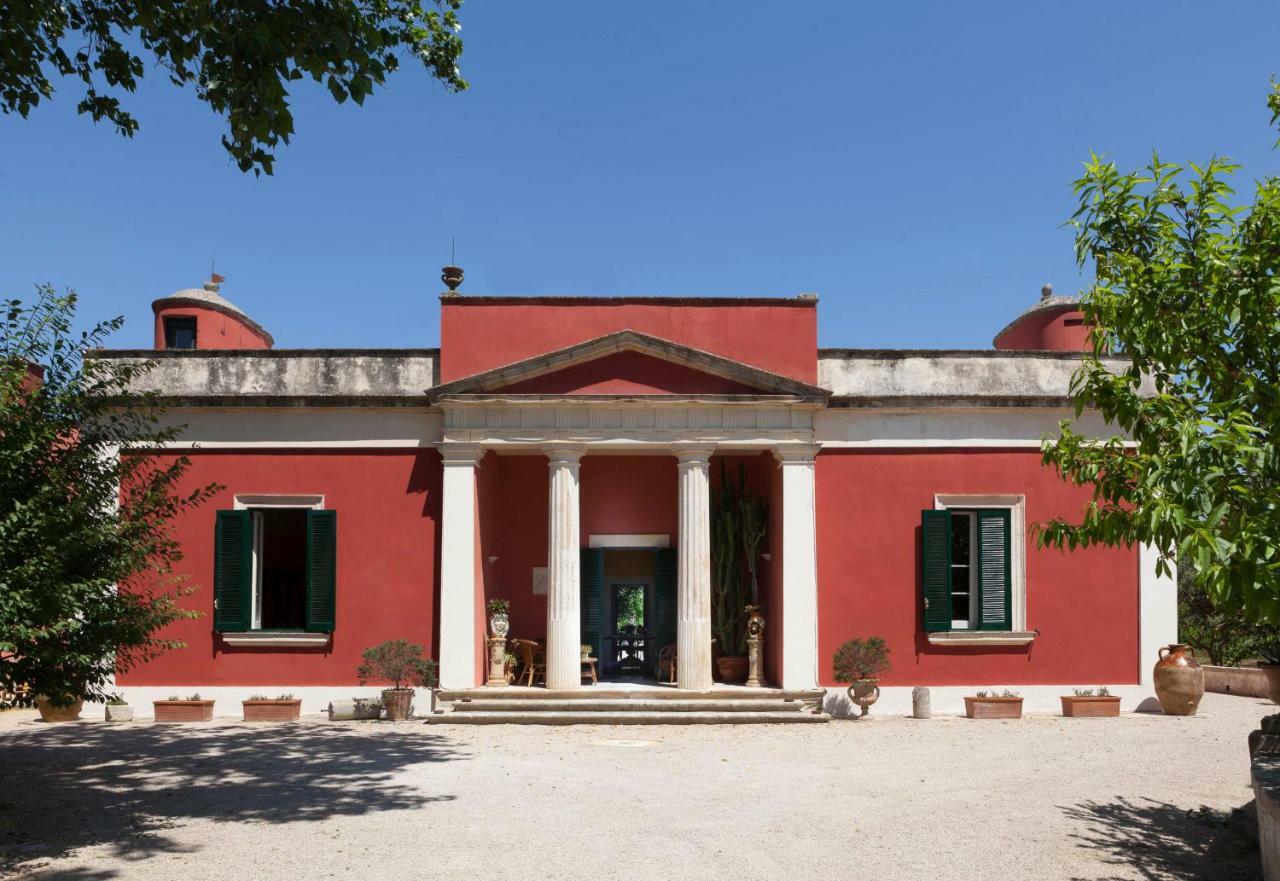 Villa Urso Bed&Breakfast モンテローニ・ディ・レッチェ エクステリア 写真